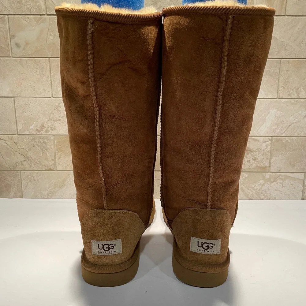 UGG Australia Classic Tall II Chestnut Brown Suede Sheepskin Boots 5815 Womens 9